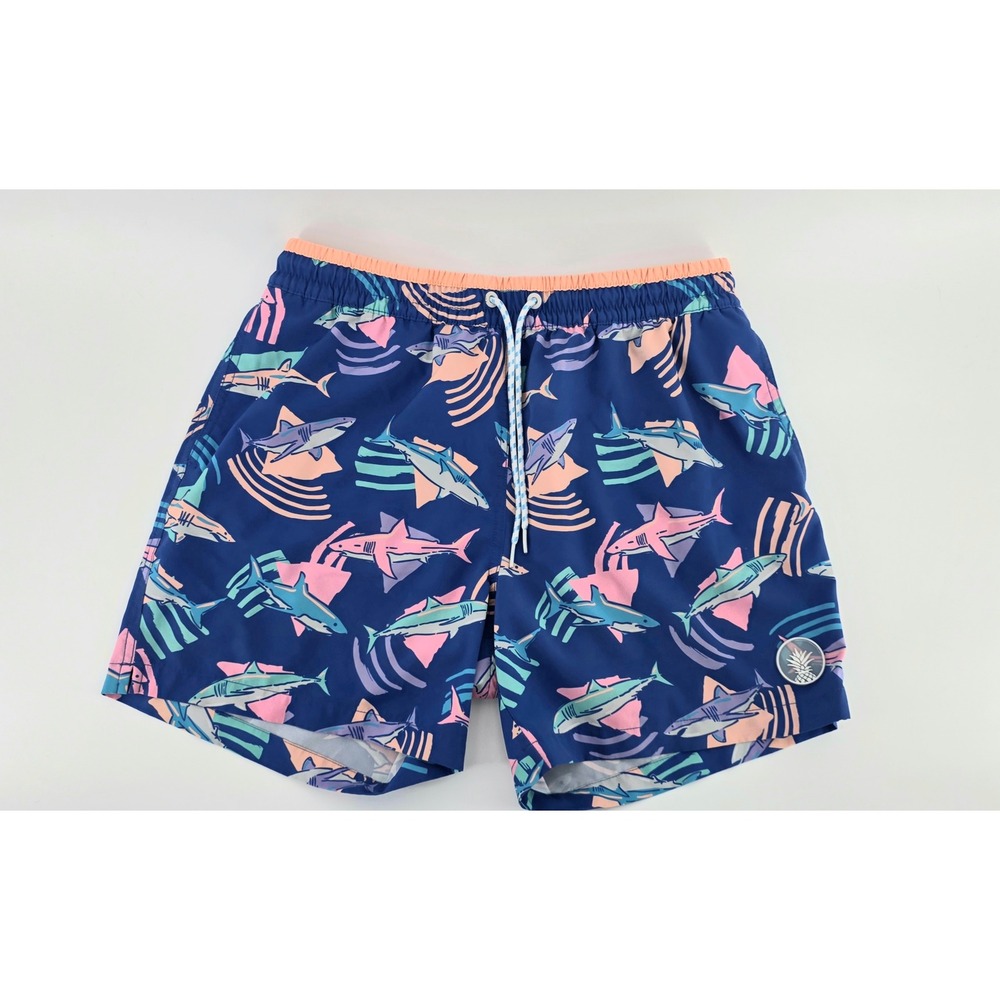 Chubbies Retro Shark Print Swim Trunks Size Large Mens 5.5 Inseam Beachwear